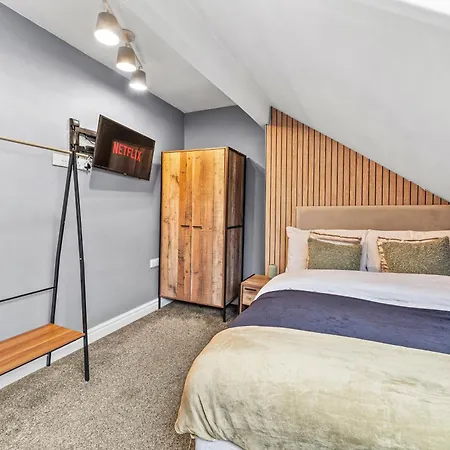 Ideal House 10 Mins From * 리즈