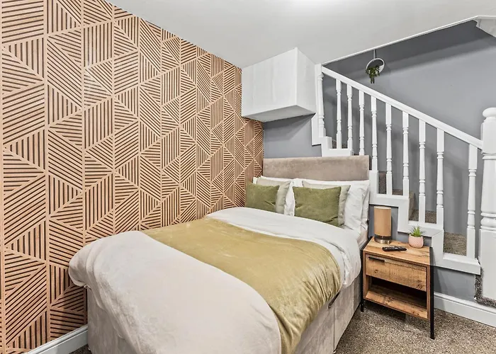 Будинок відпочинку Ideal House 10 Mins From Лідс